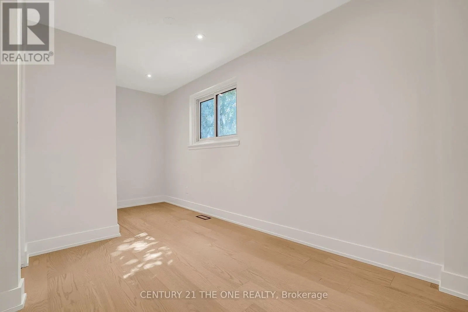 100 MARTINDALE STREET