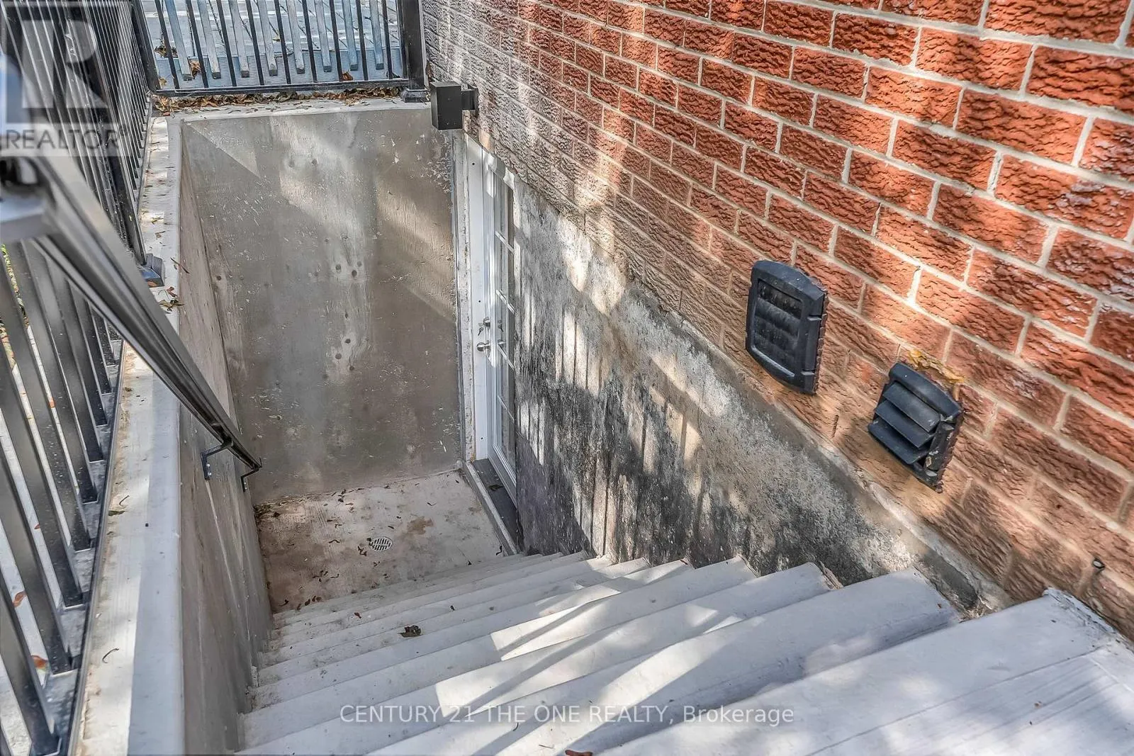100 MARTINDALE STREET