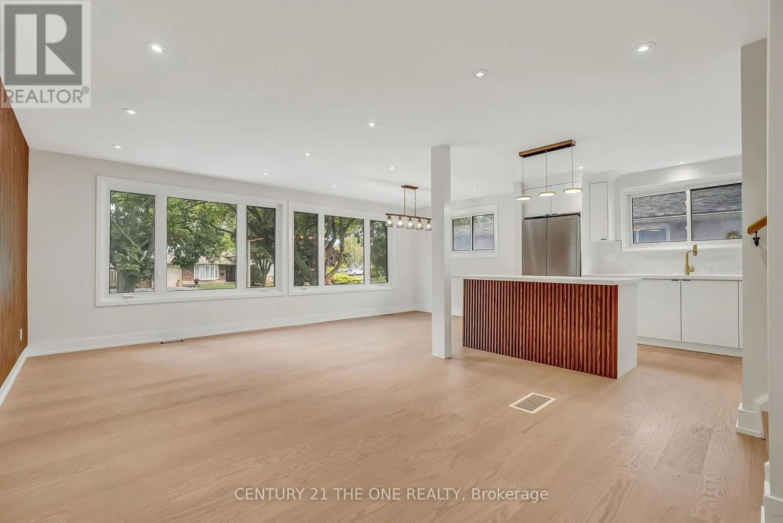 100 MARTINDALE STREET
