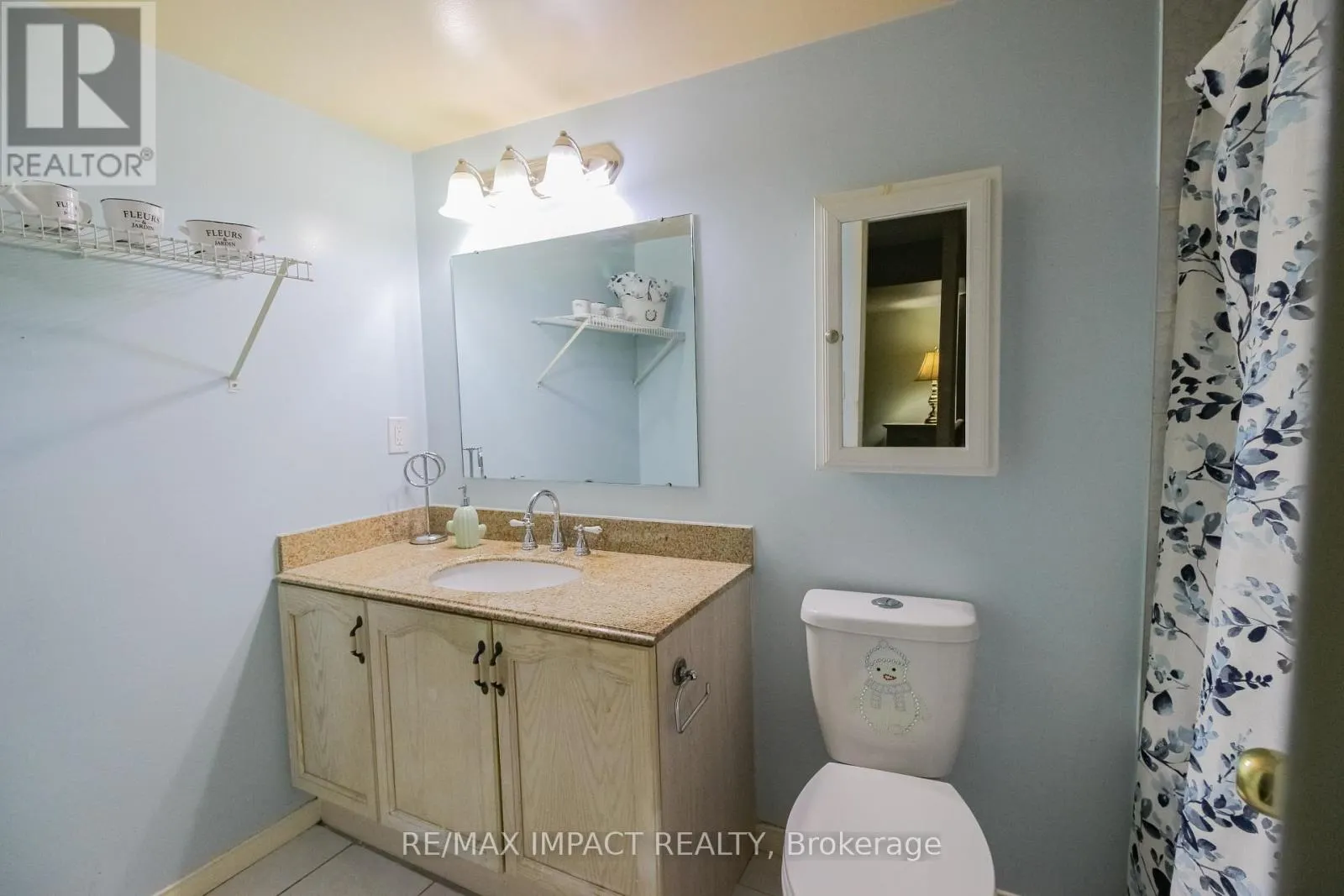 112 - 454 CENTRE STREET S, #112