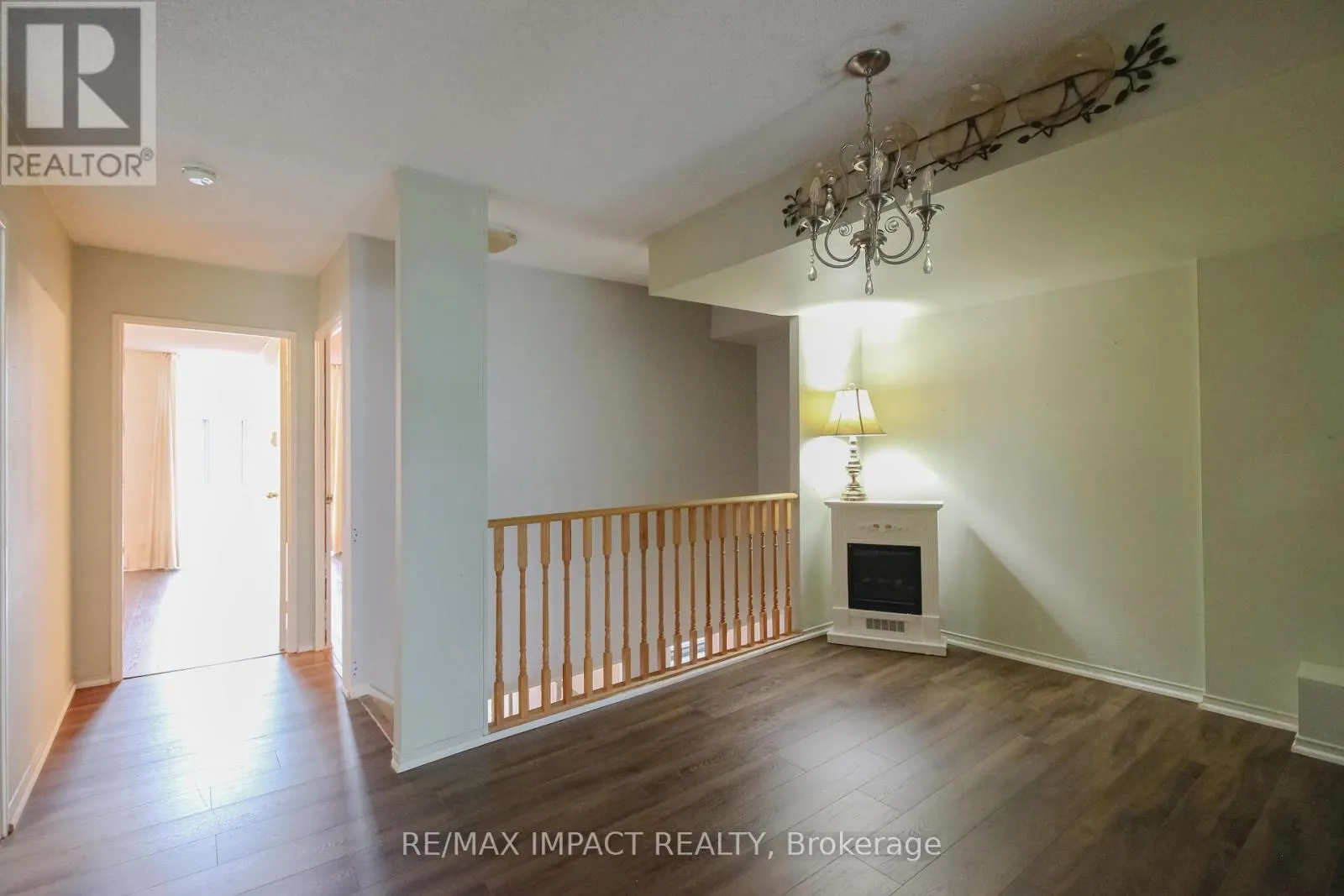 112 - 454 CENTRE STREET S, #112
