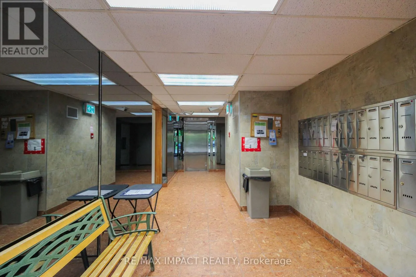 112 - 454 CENTRE STREET S, #112