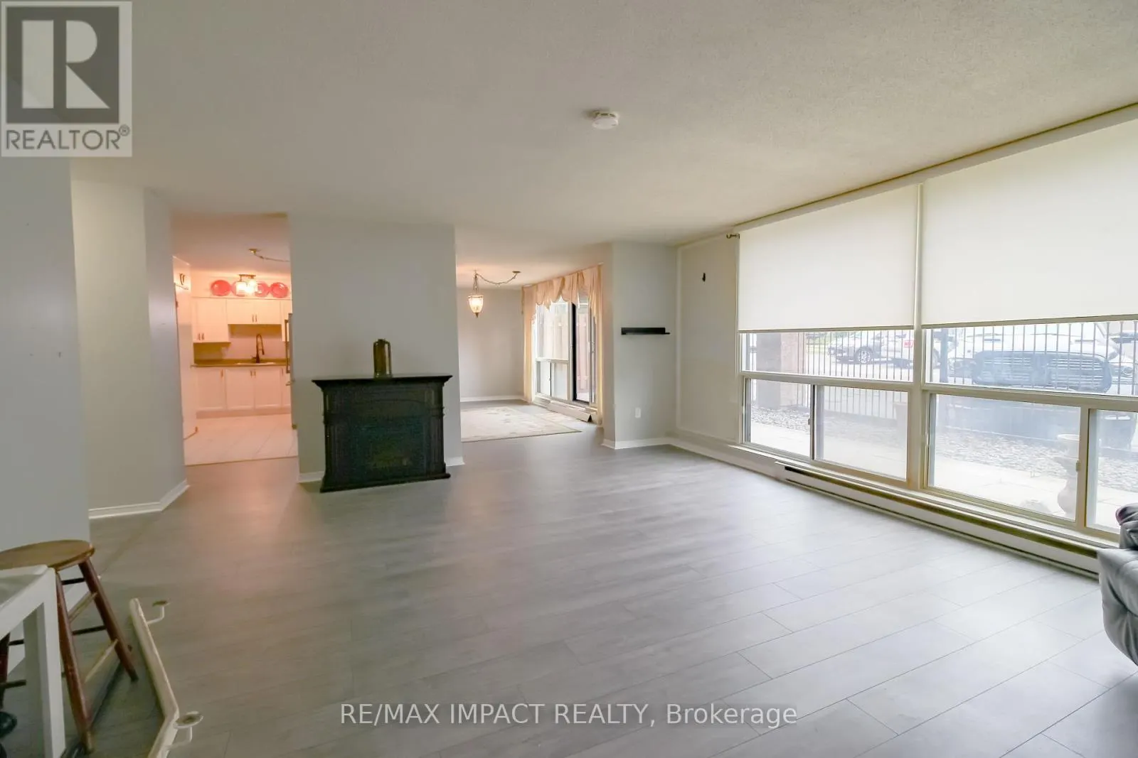112 - 454 CENTRE STREET S, #112