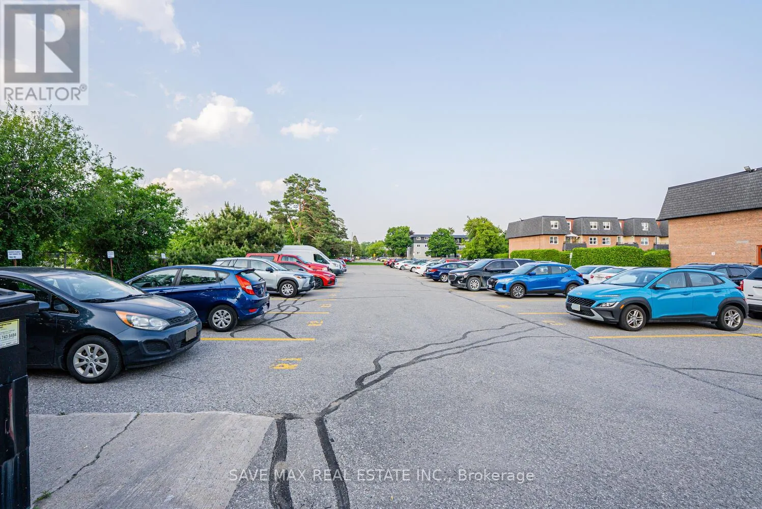 214 - 580 MARY STREET E
