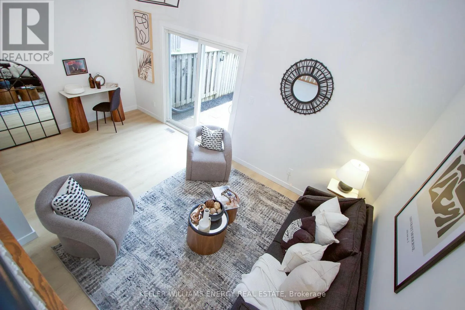 60 - 1133 RITSON ROAD N, #60