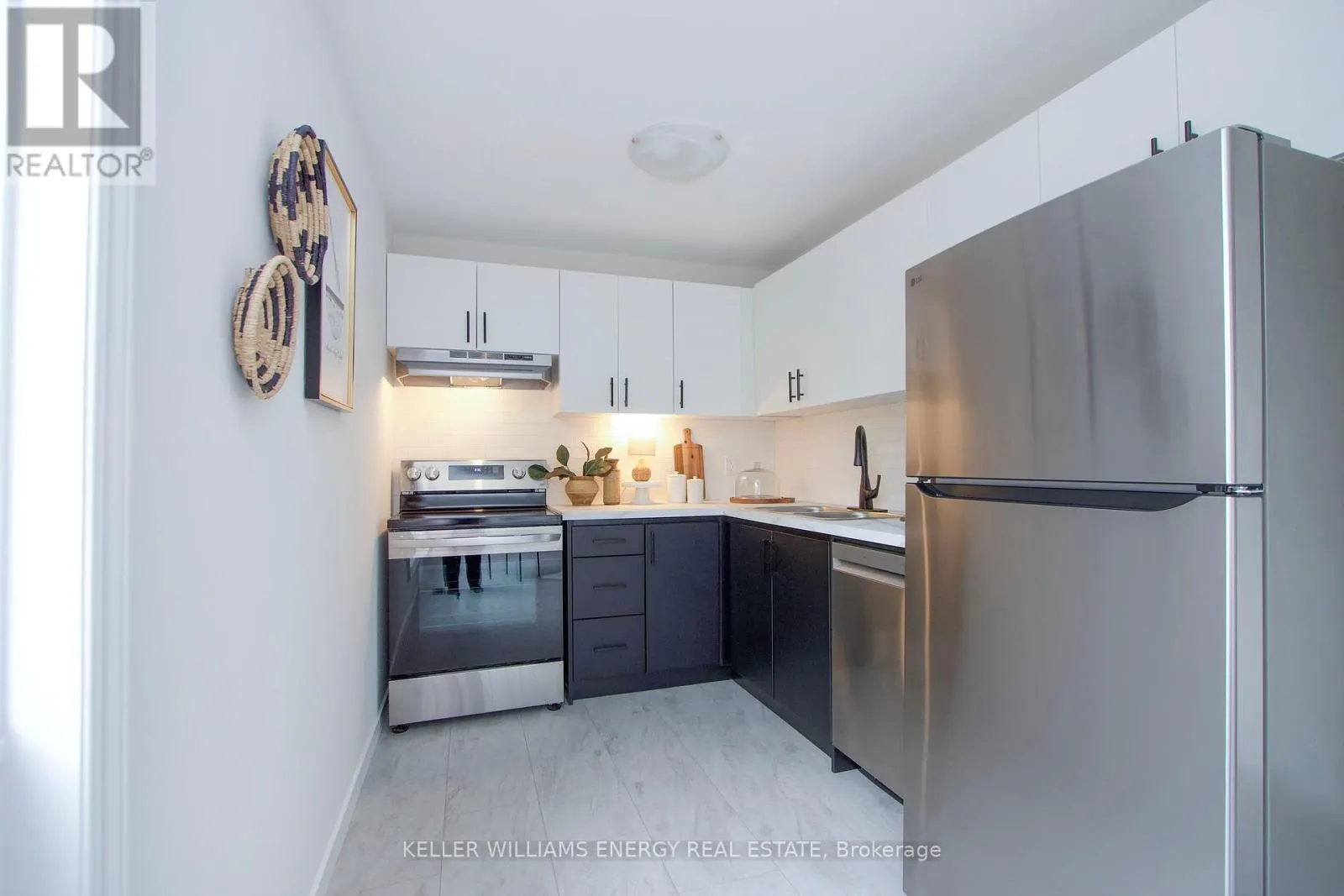 60 - 1133 RITSON ROAD N, #60