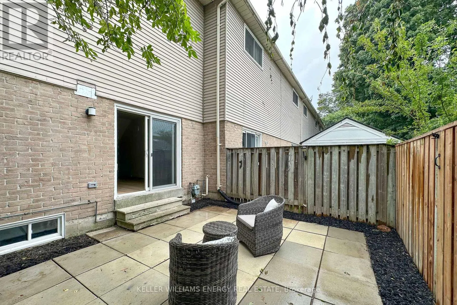 60 - 1133 RITSON ROAD N, #60