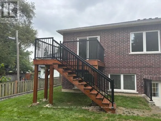 UPPER LEVEL - 115 CEDAR STREET