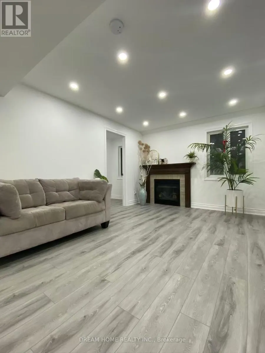 1011 HINTERLAND CIRCUIT