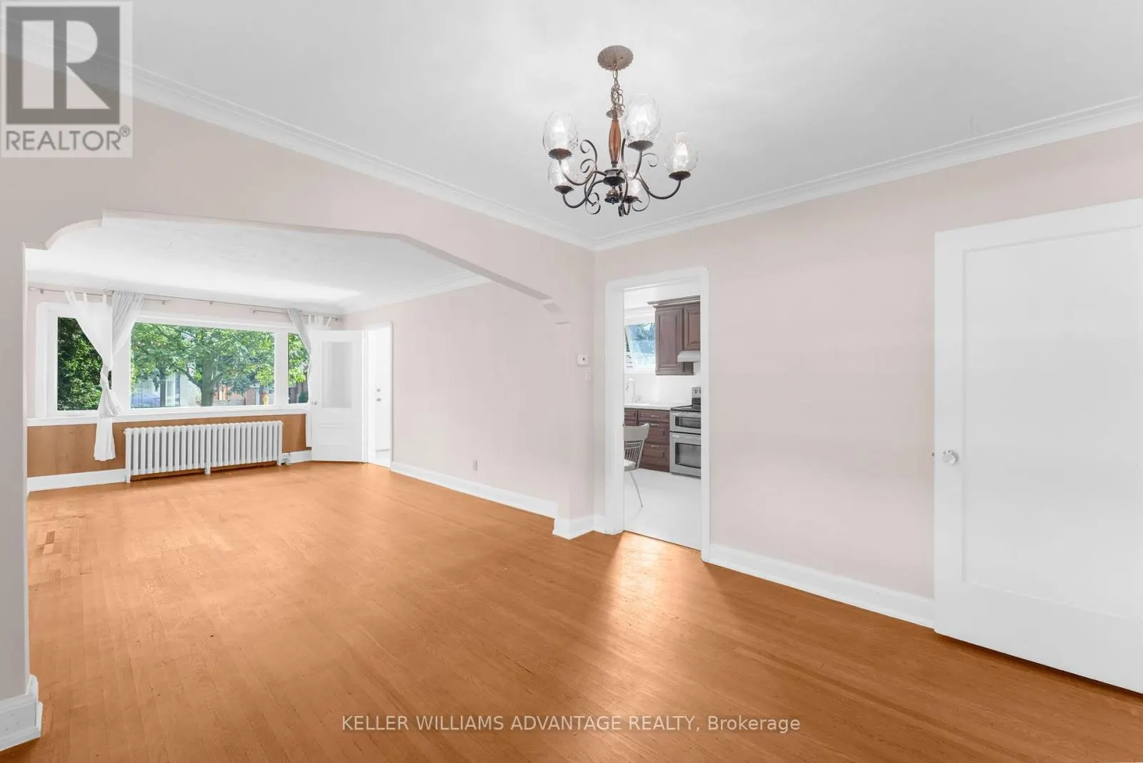6 BIRCHLAWN AVENUE