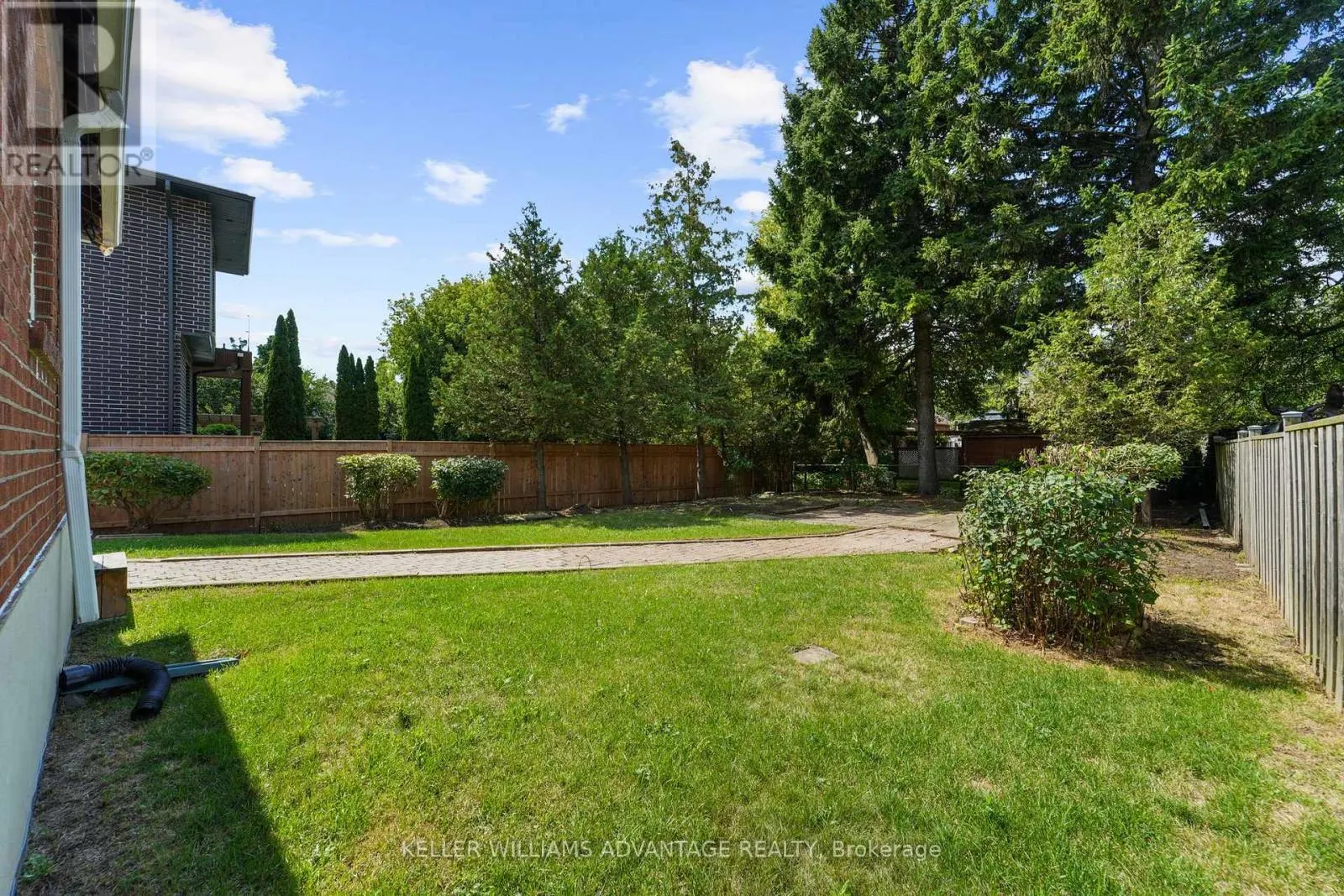 6 BIRCHLAWN AVENUE