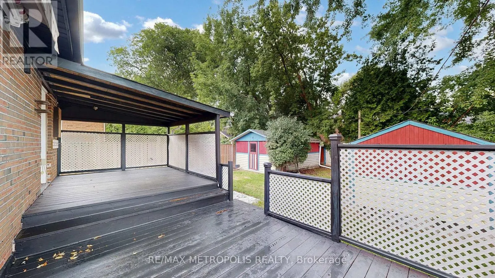 81 SEDGEMOUNT DRIVE
