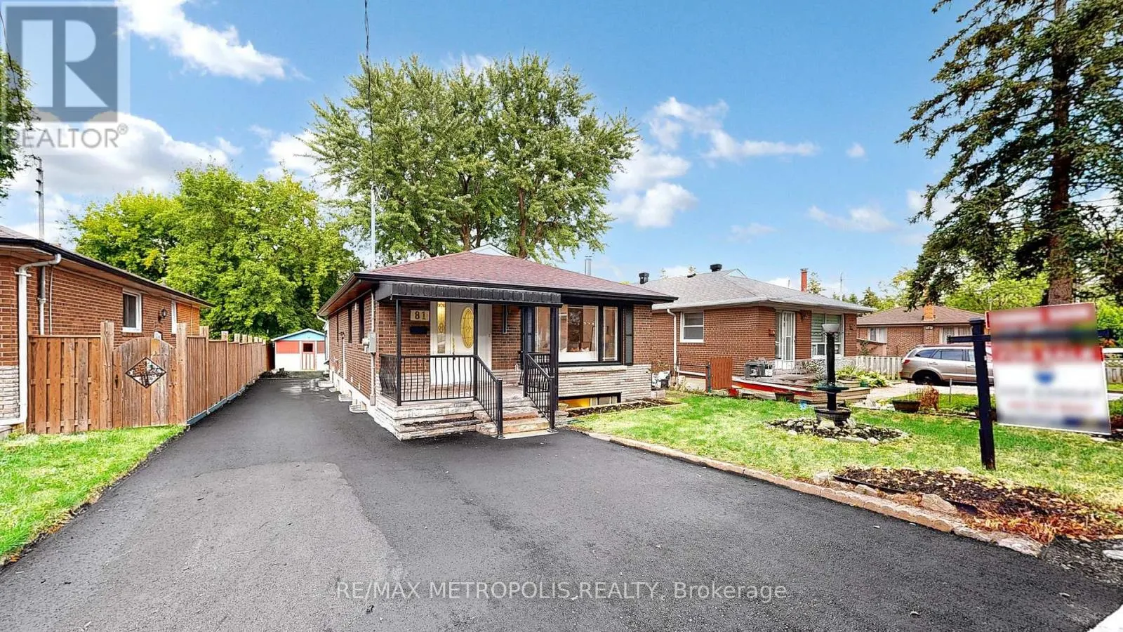 81 SEDGEMOUNT DRIVE