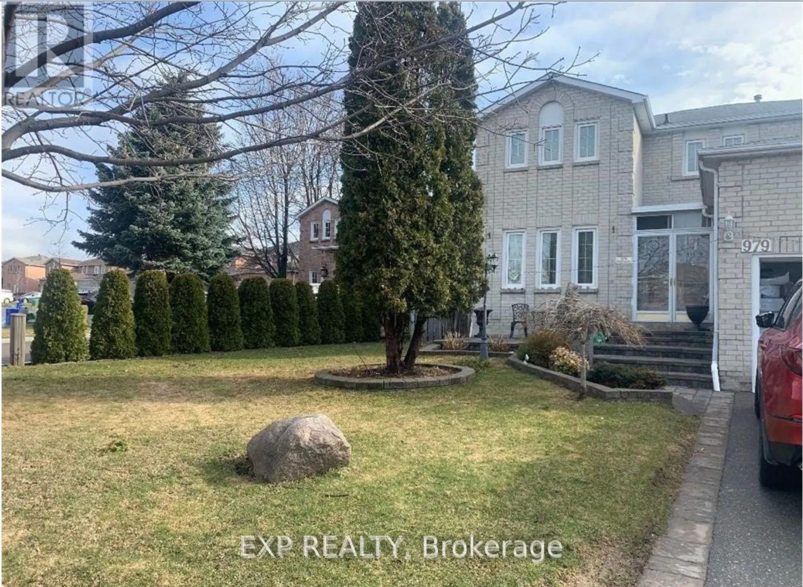 LOWER - 979 RAMBLEBERRY AVENUE