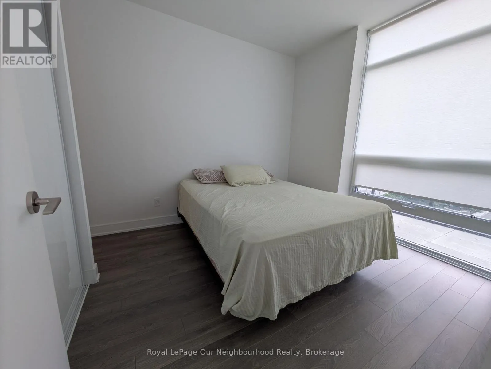 211 - 1350 ELLESMERE ROAD, #211