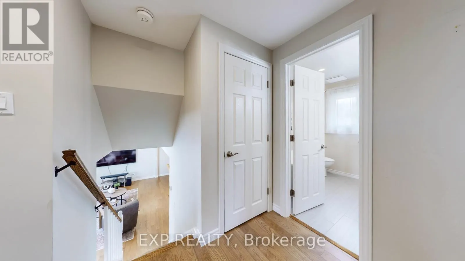 933 CENTRAL PARK BOULEVARD N
