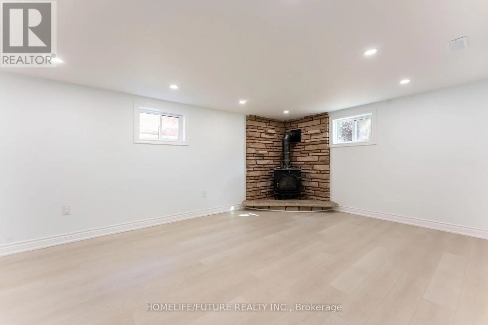 219 GUELPH STREET