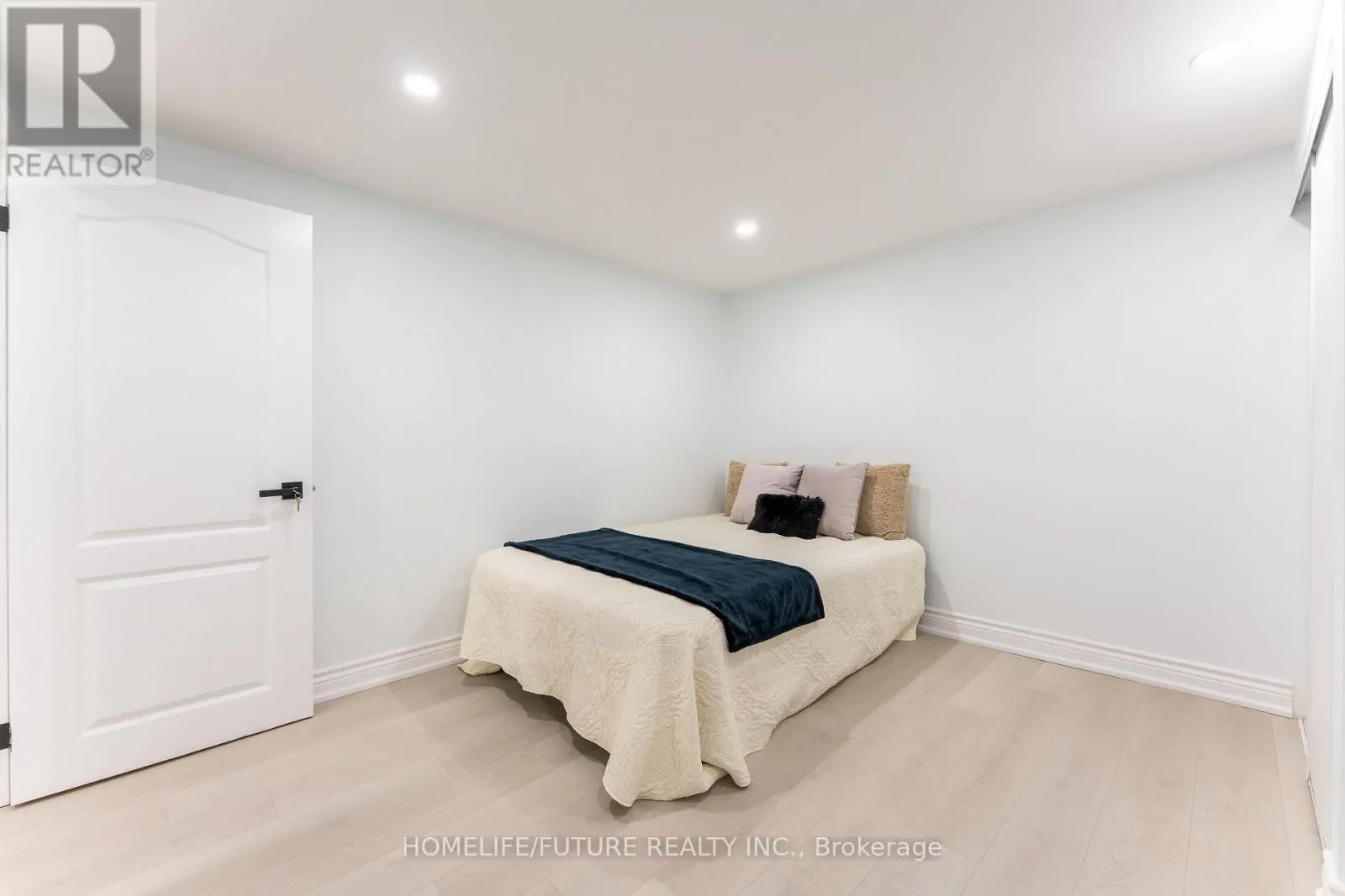 219 GUELPH STREET
