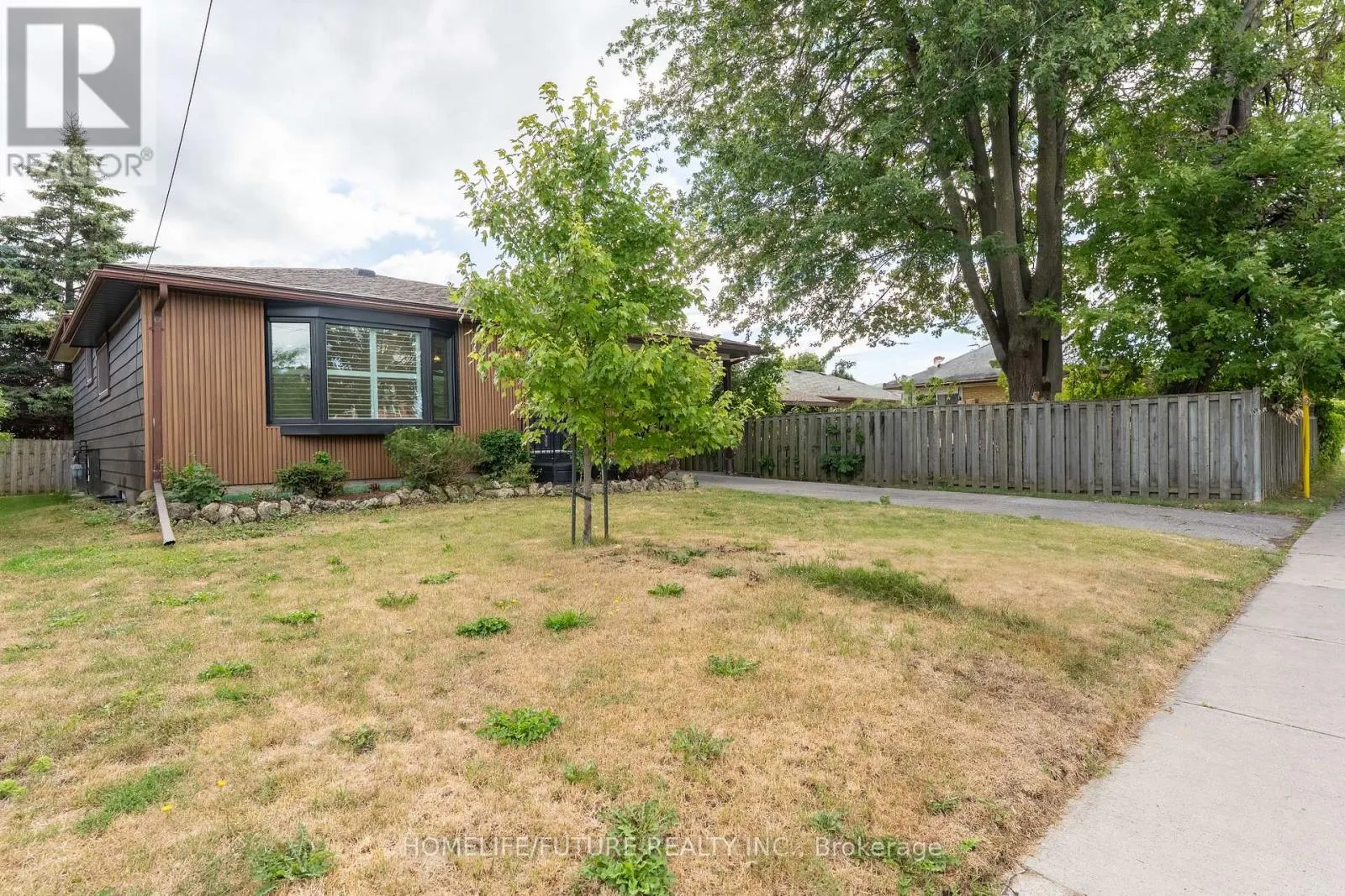 219 GUELPH STREET