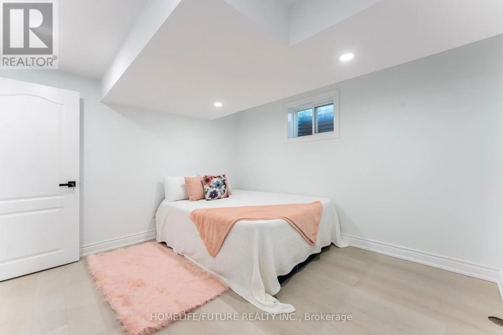 219 GUELPH STREET