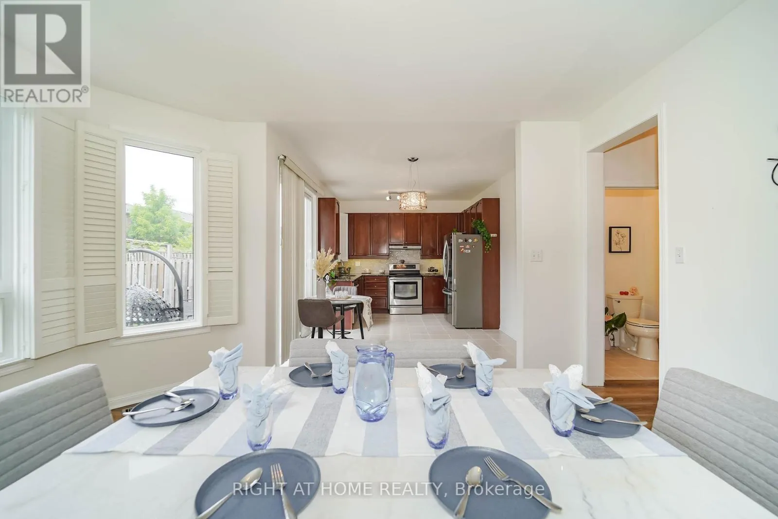 180 RAPONI CIRCLE