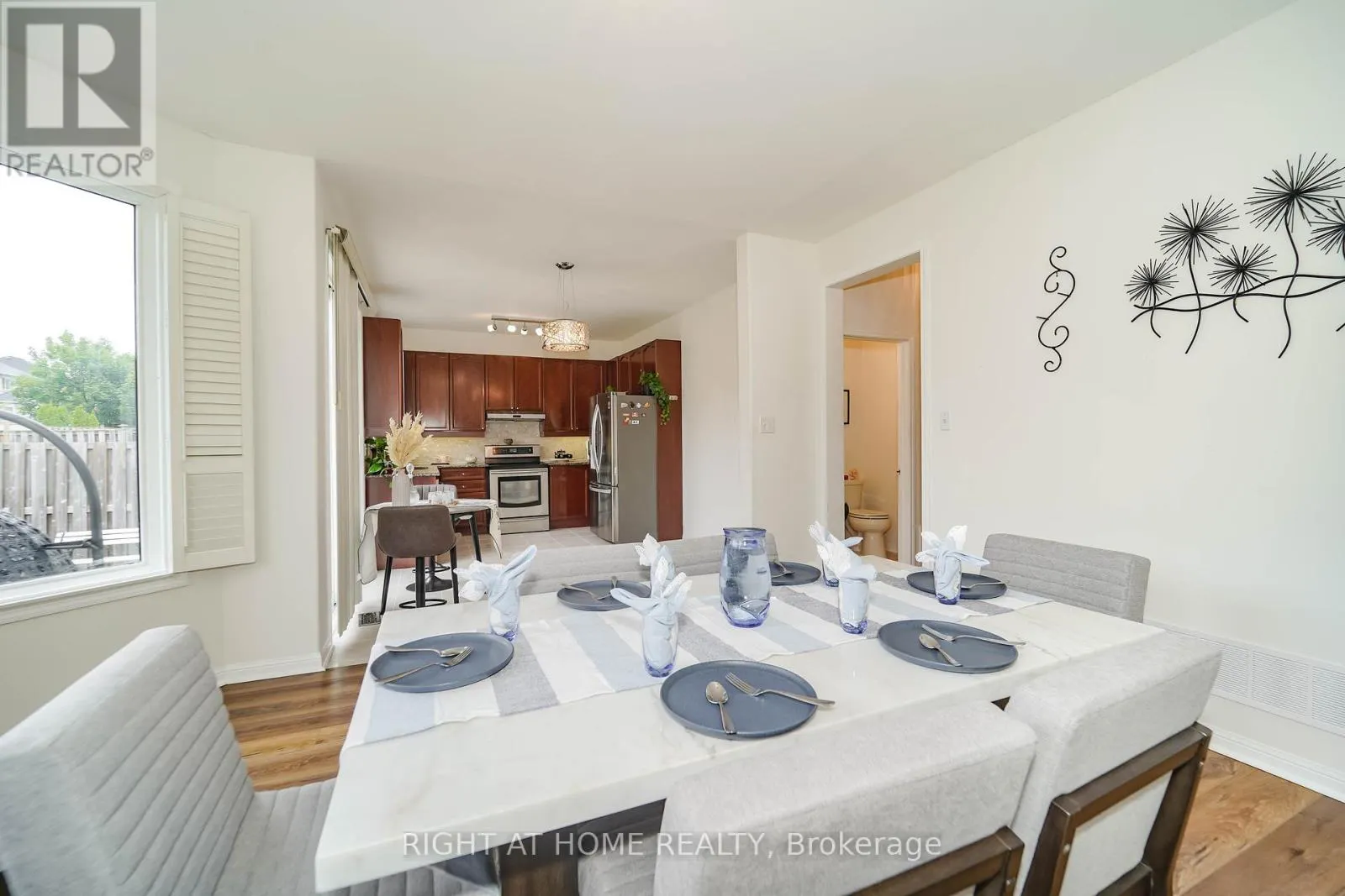 180 RAPONI CIRCLE