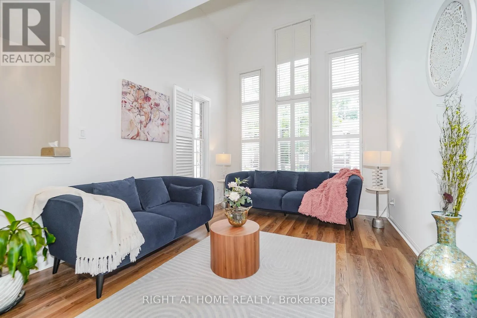 180 RAPONI CIRCLE