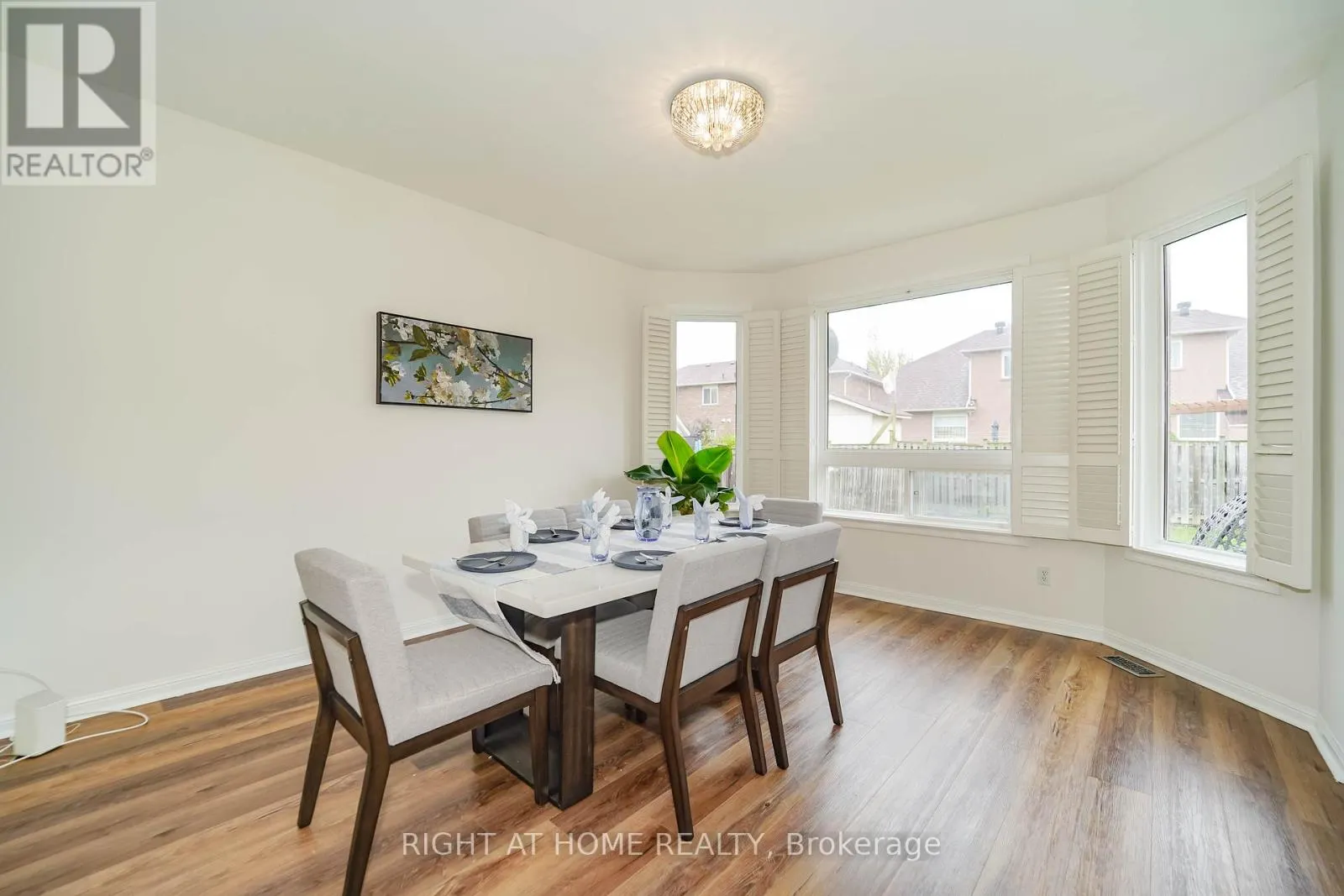 180 RAPONI CIRCLE