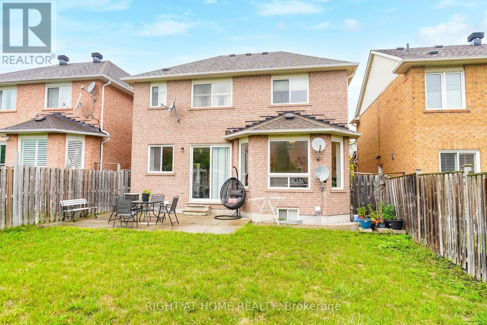 180 RAPONI CIRCLE