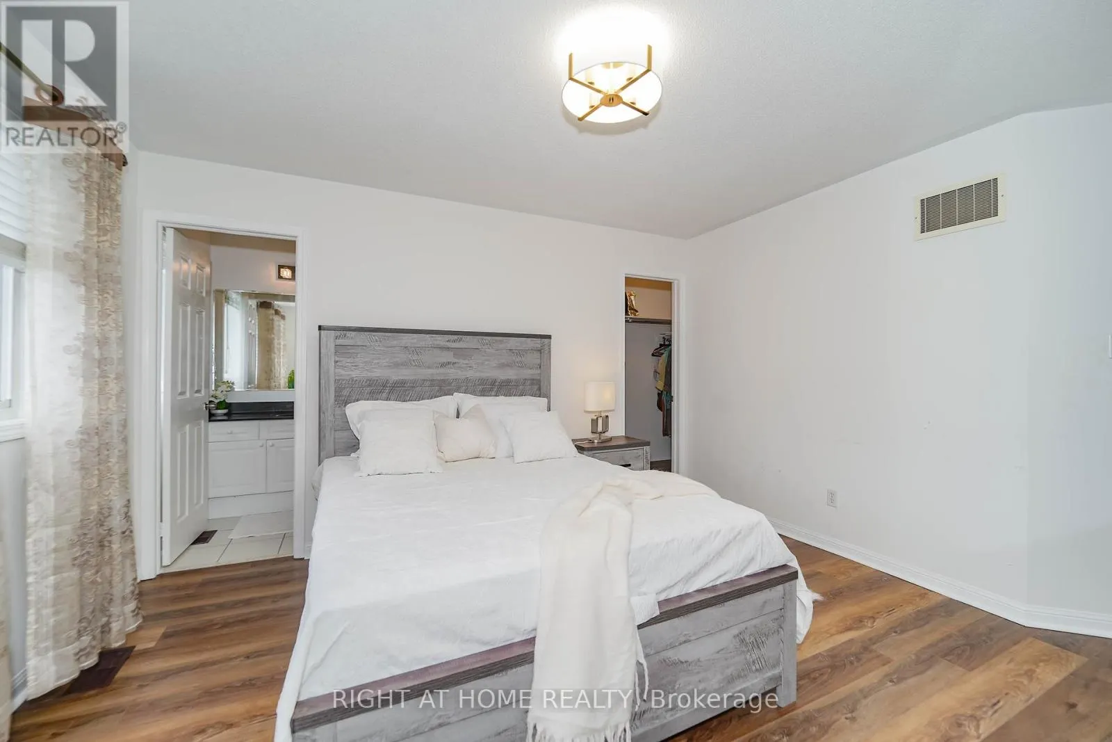 180 RAPONI CIRCLE