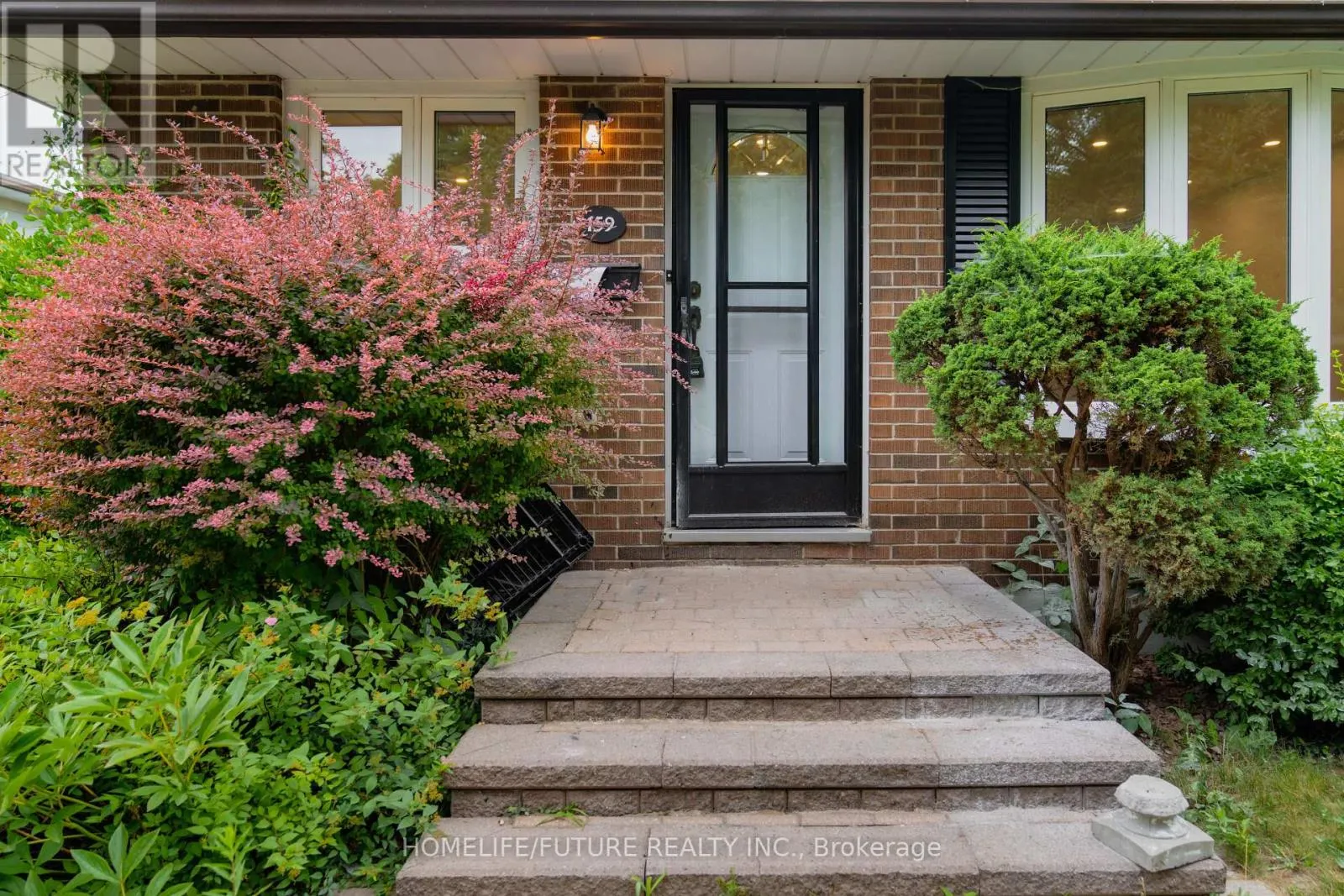159 CLAYMORE CRESCENT