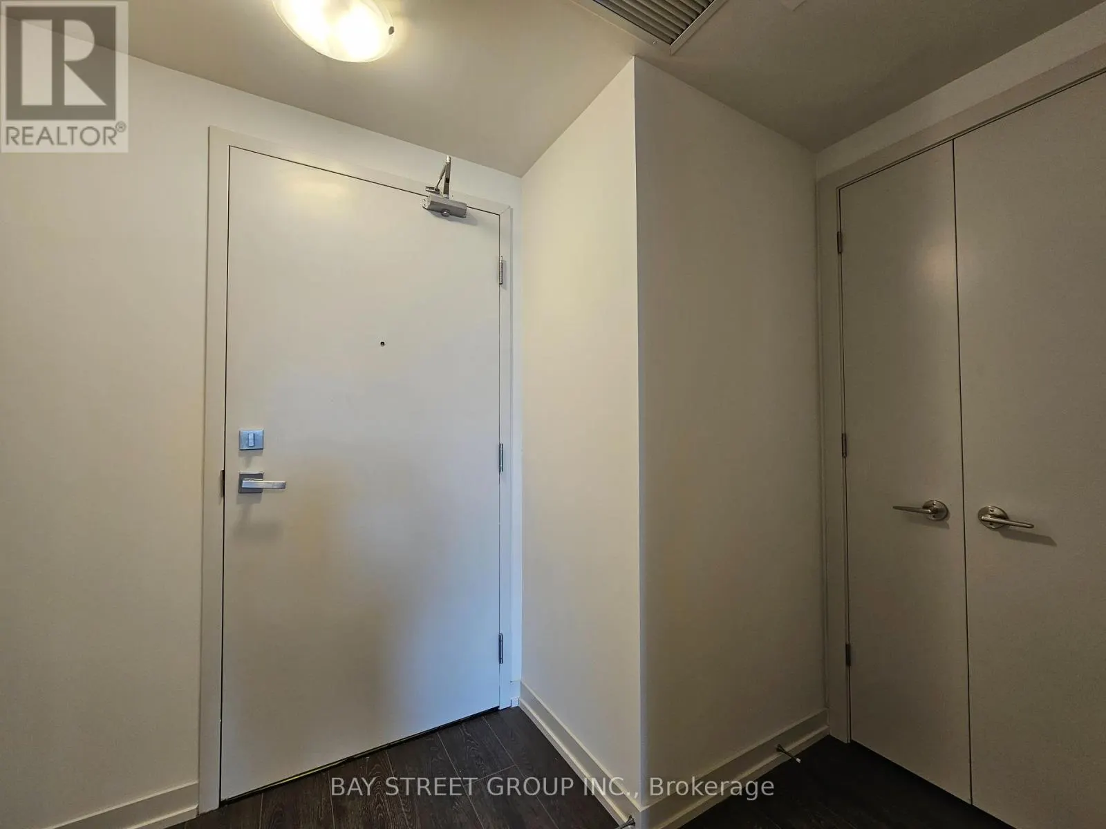 323 - 90 GLEN EVEREST ROAD
