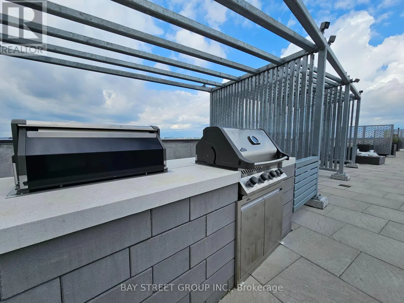 323 - 90 GLEN EVEREST ROAD