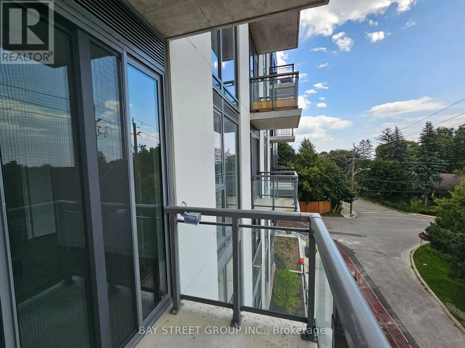 323 - 90 GLEN EVEREST ROAD