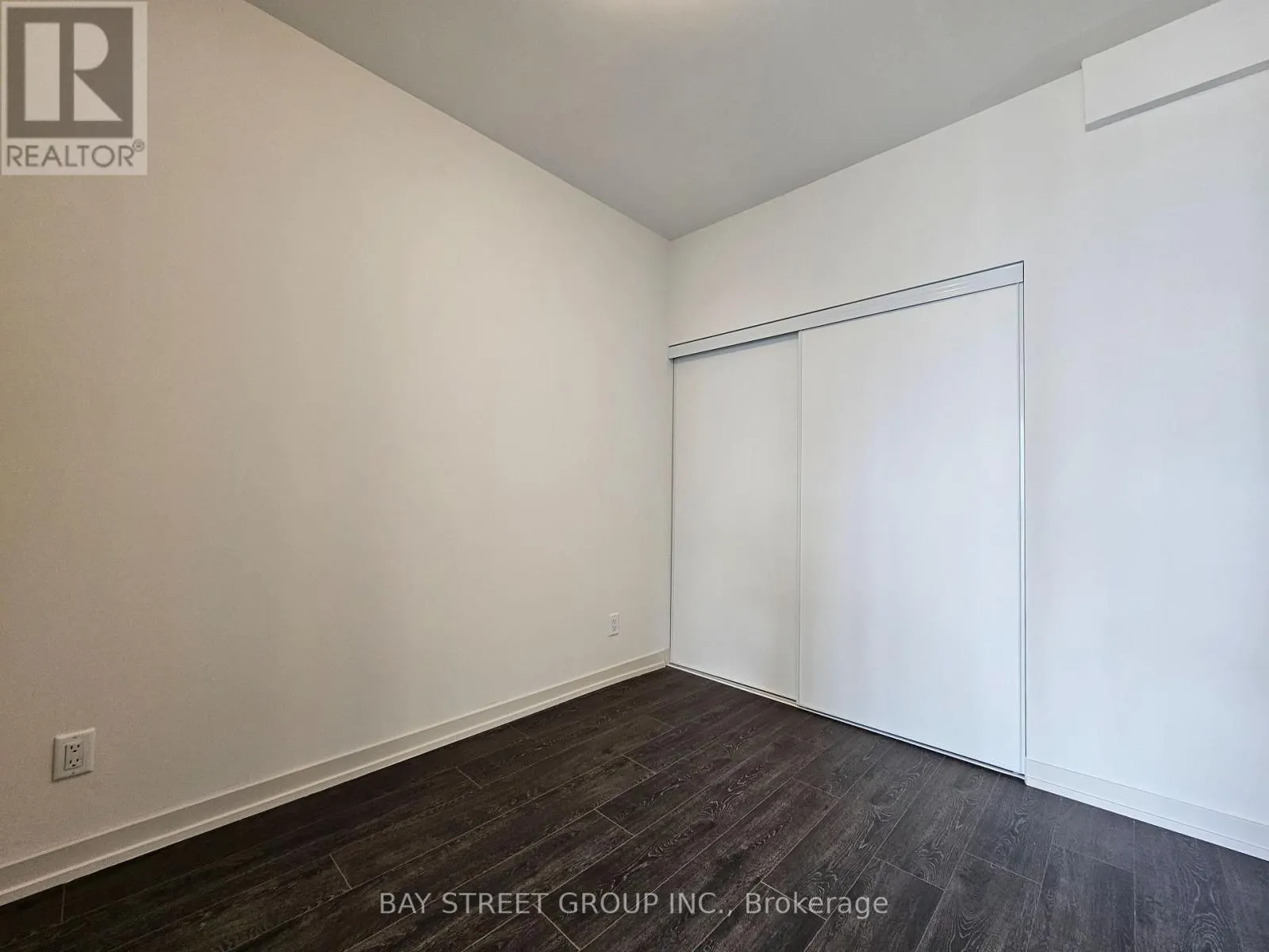 323 - 90 GLEN EVEREST ROAD