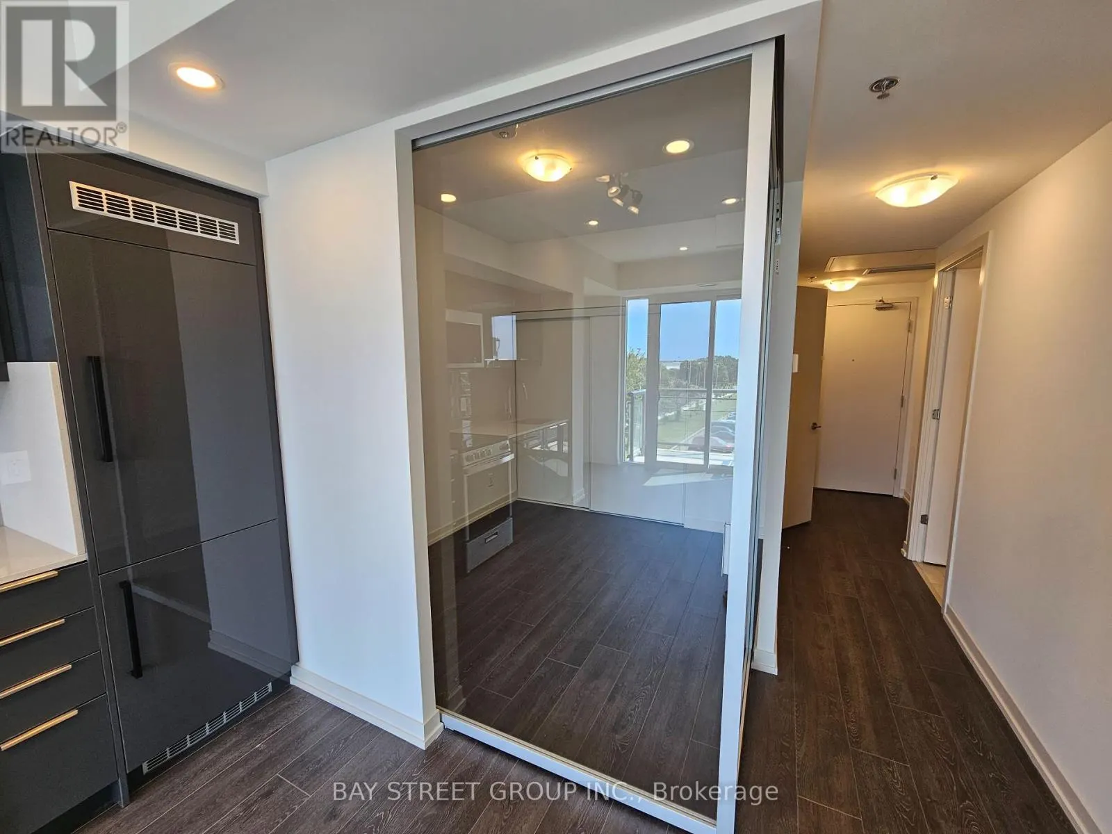 323 - 90 GLEN EVEREST ROAD