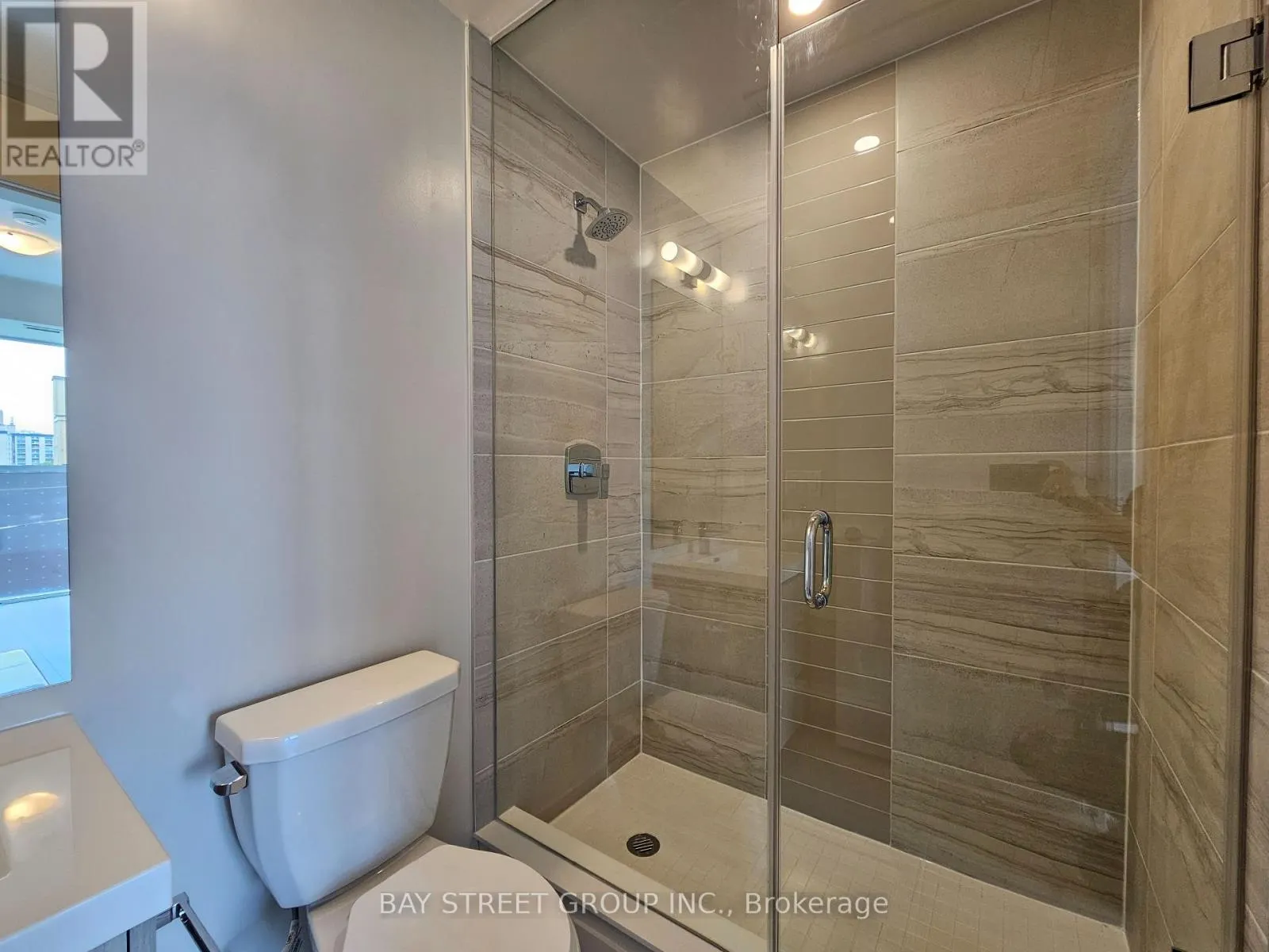 323 - 90 GLEN EVEREST ROAD