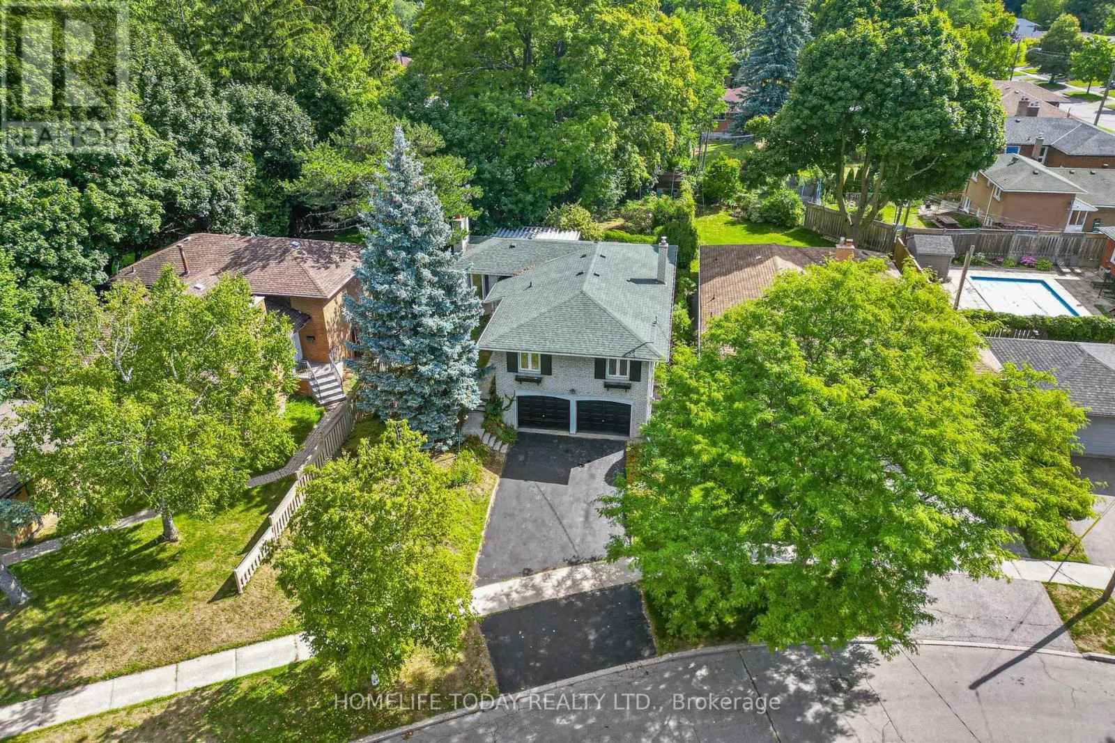 5 LANDFAIR CRESCENT