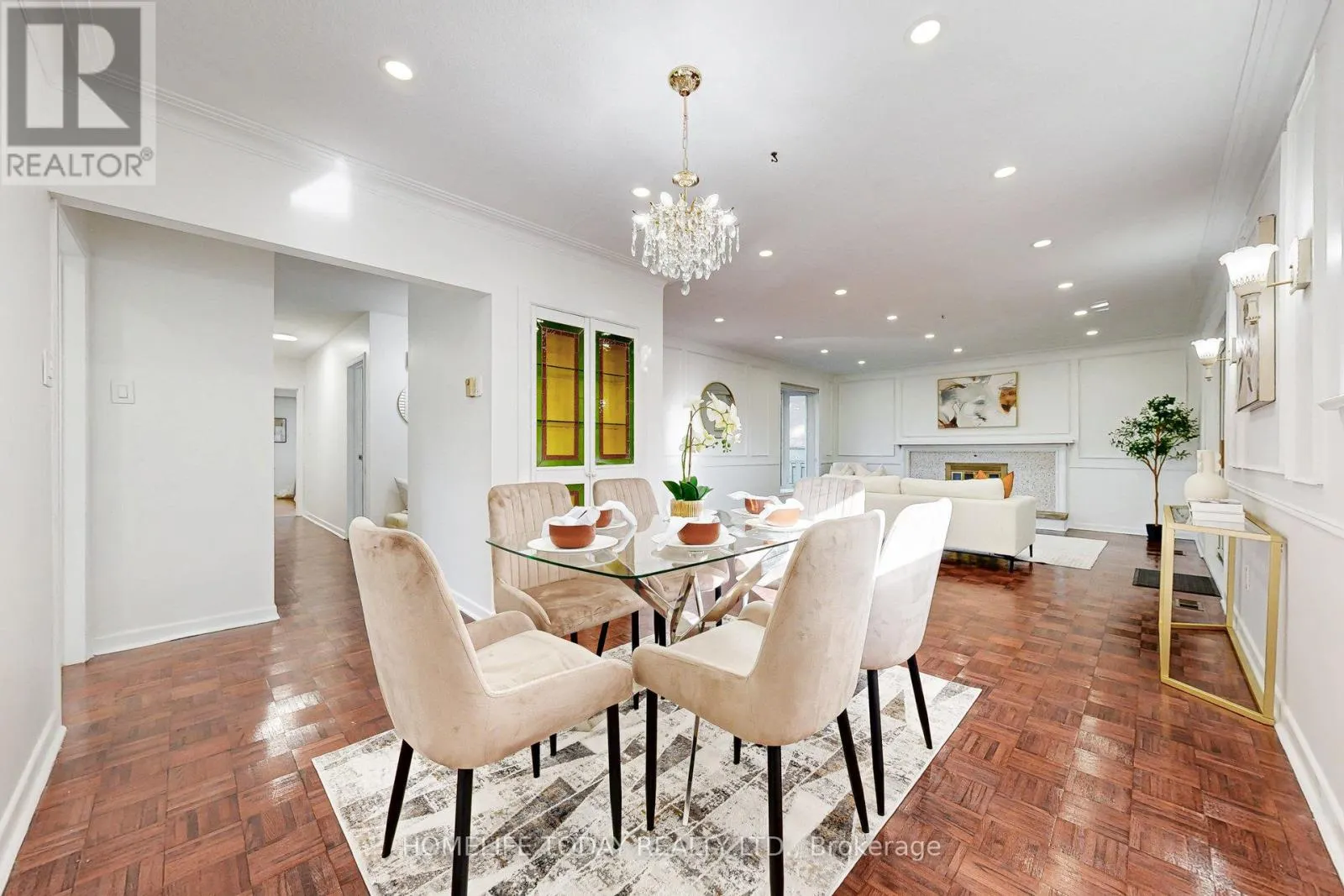 5 LANDFAIR CRESCENT