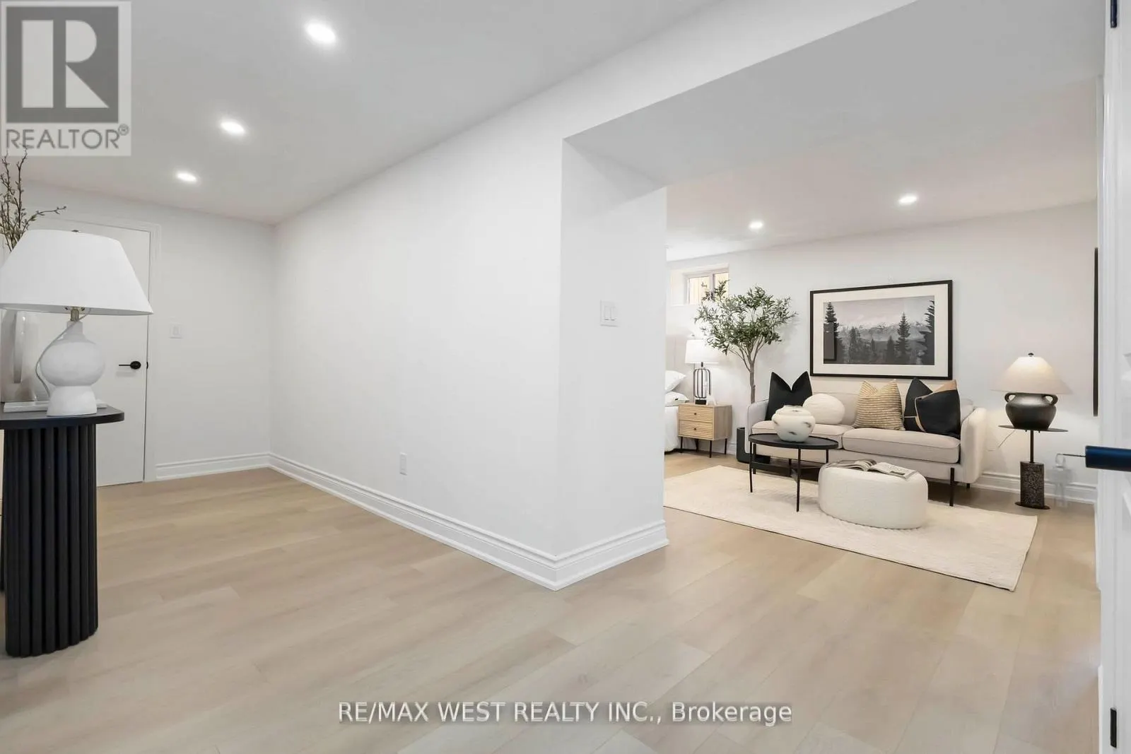 54 ELMARTIN DRIVE