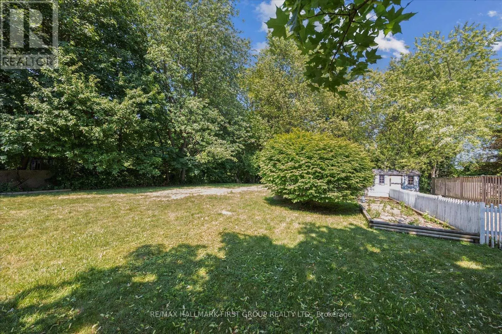 1919 GLENVIEW ROAD