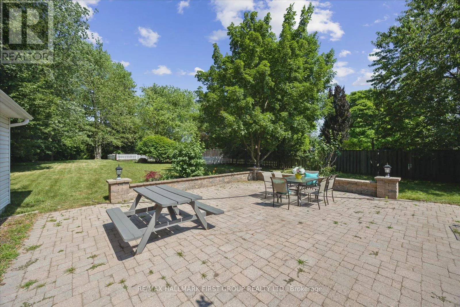 1919 GLENVIEW ROAD