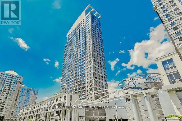 1915 - 36 LEE CENTRE DRIVE