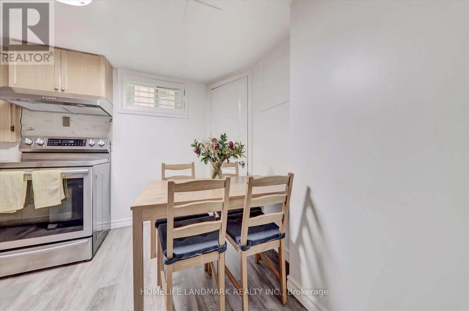 71 SUNDANCE CRESCENT