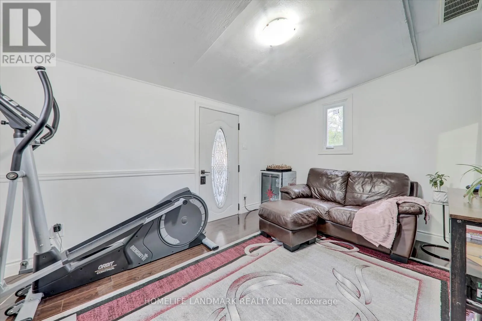 71 SUNDANCE CRESCENT
