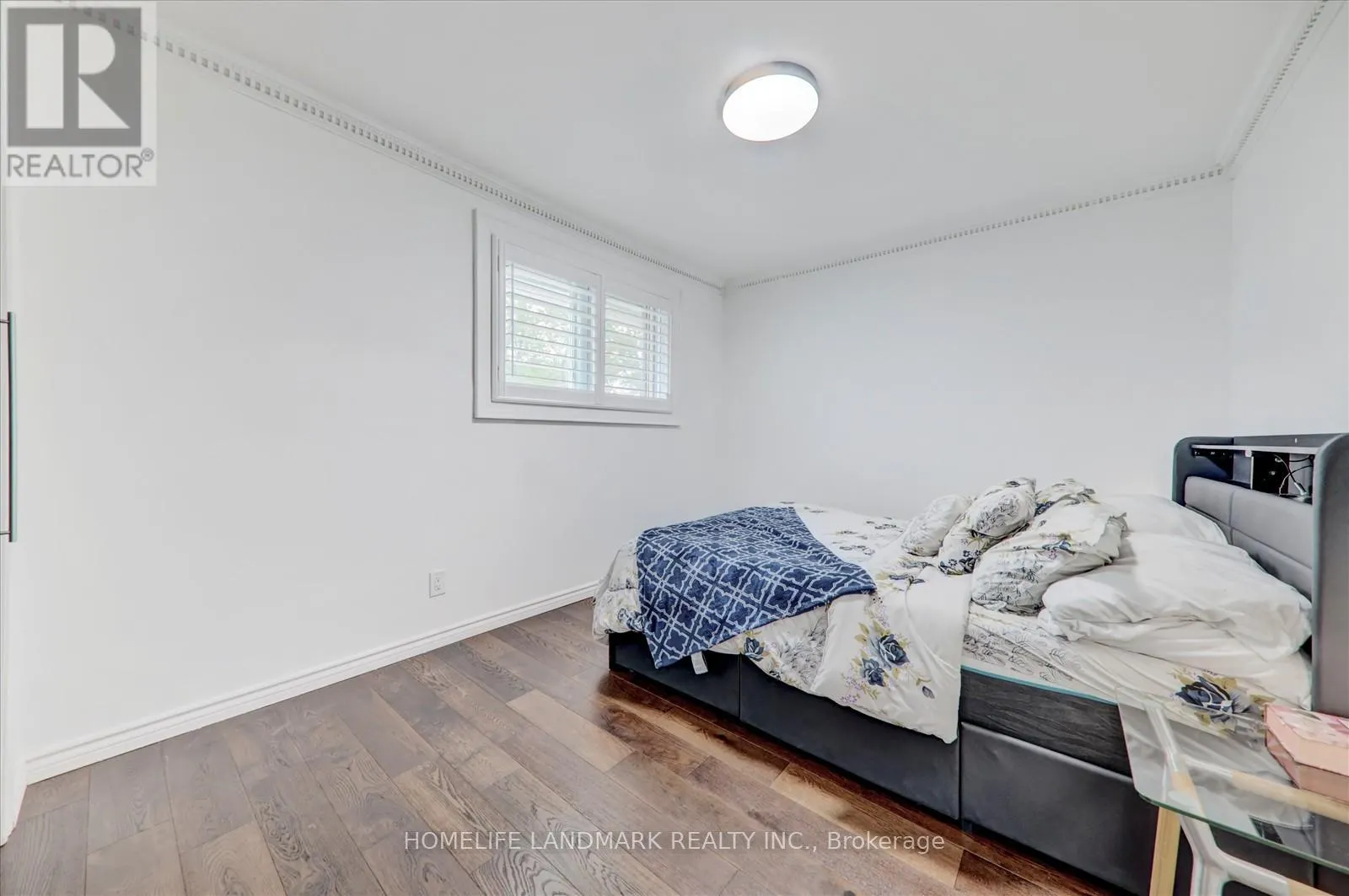 71 SUNDANCE CRESCENT