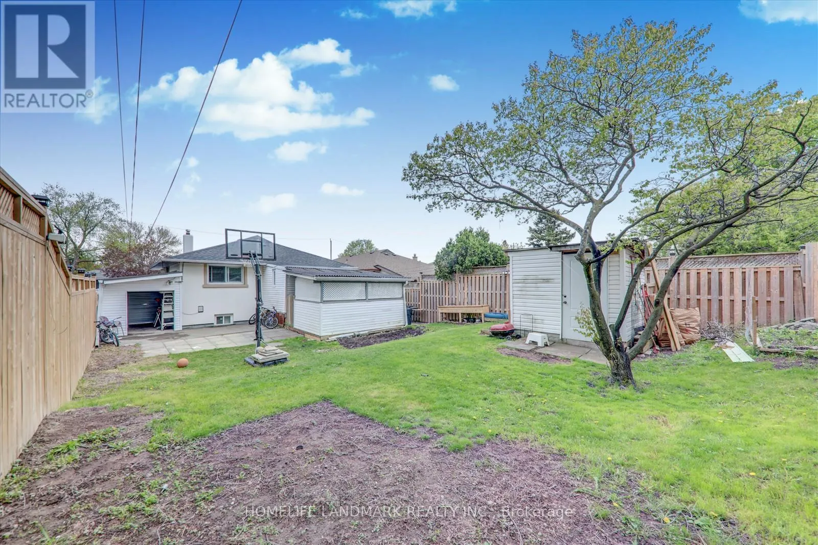 71 SUNDANCE CRESCENT