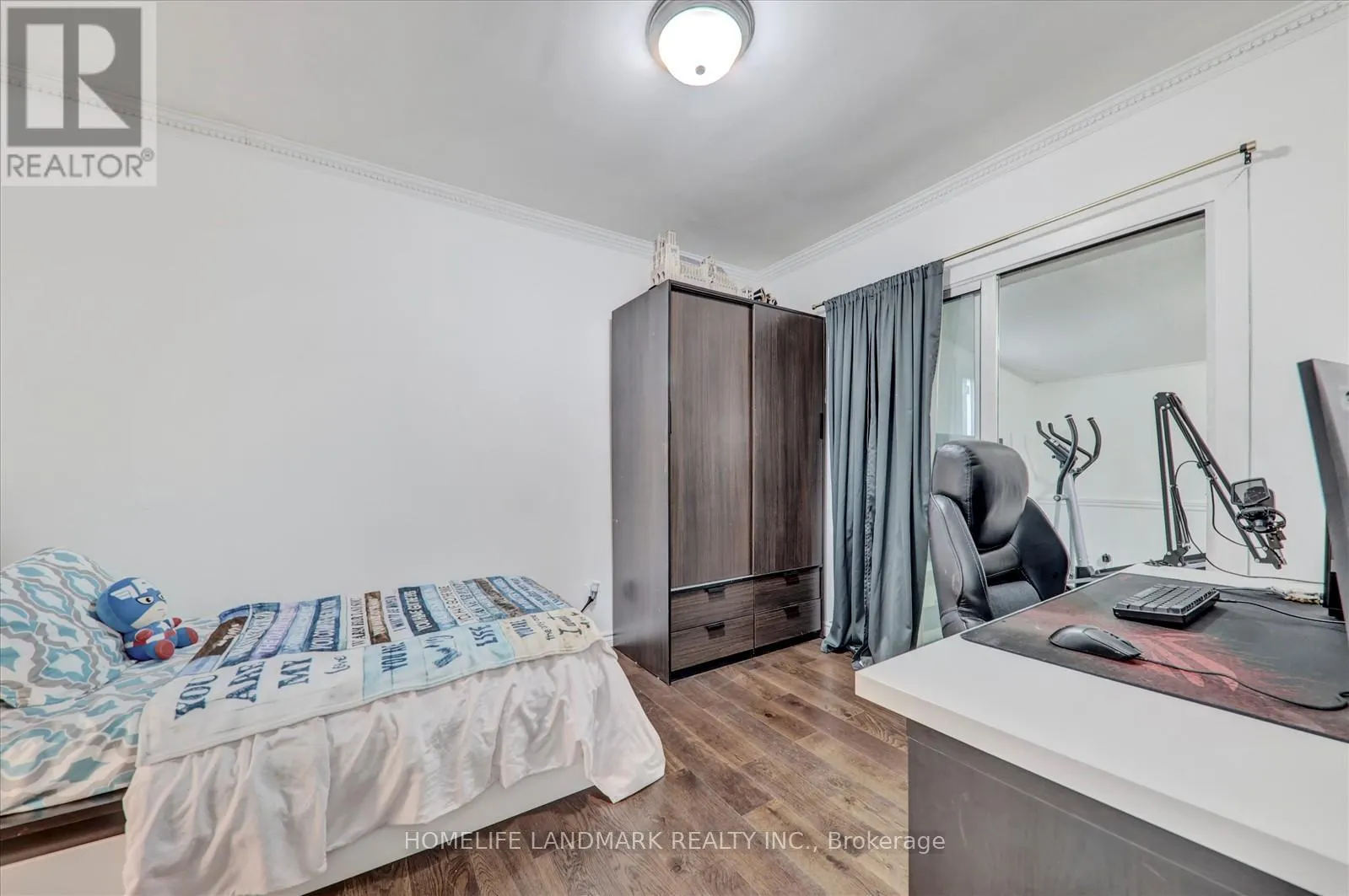 71 SUNDANCE CRESCENT