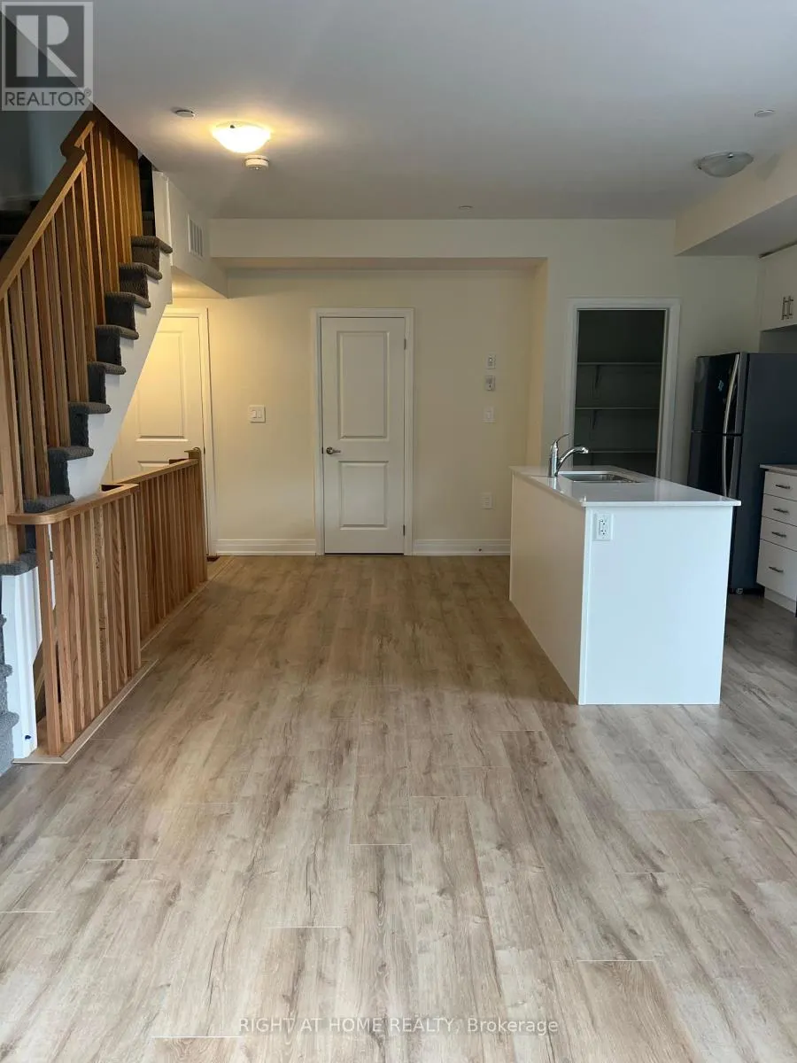 101 - 755 OMEGA DRIVE