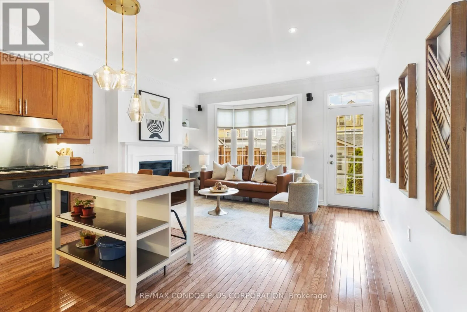 127 BOARDWALK DRIVE